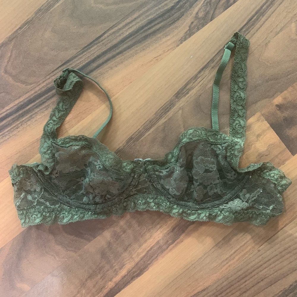 Lace underwire bralette